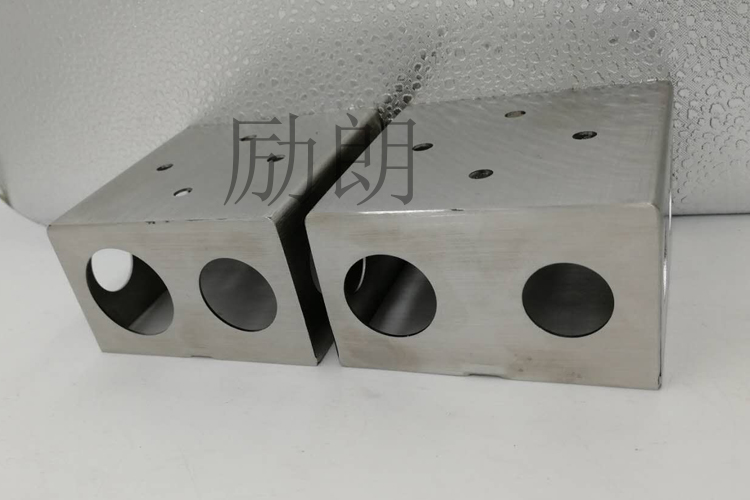 304不銹鋼線盒的價格為何差別那么明顯？